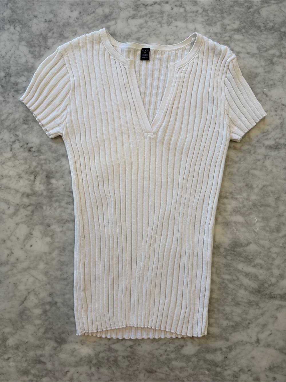 Gap Ribbed Short-Sleeve V-Neck Top - White